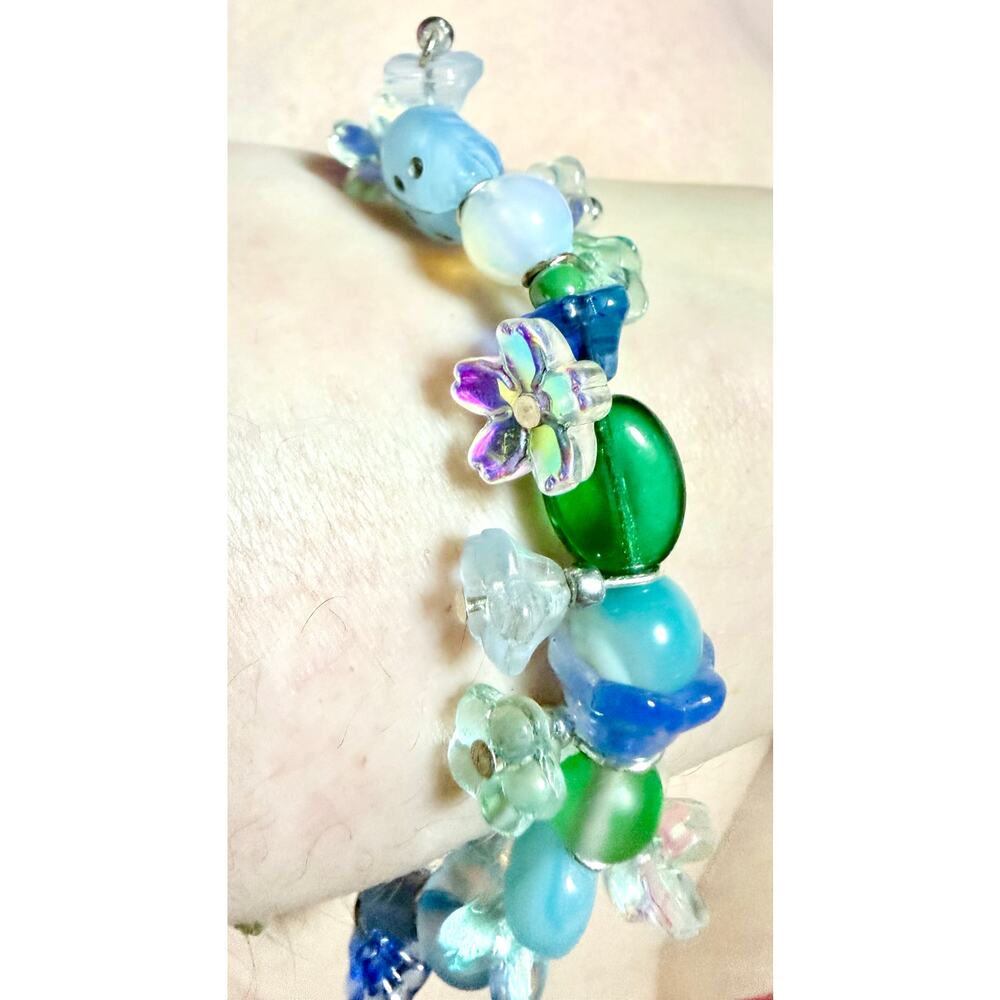 Handmade floral glass beaded bracelet adjustable chain lobster claw clasp - Picture 8 of 8